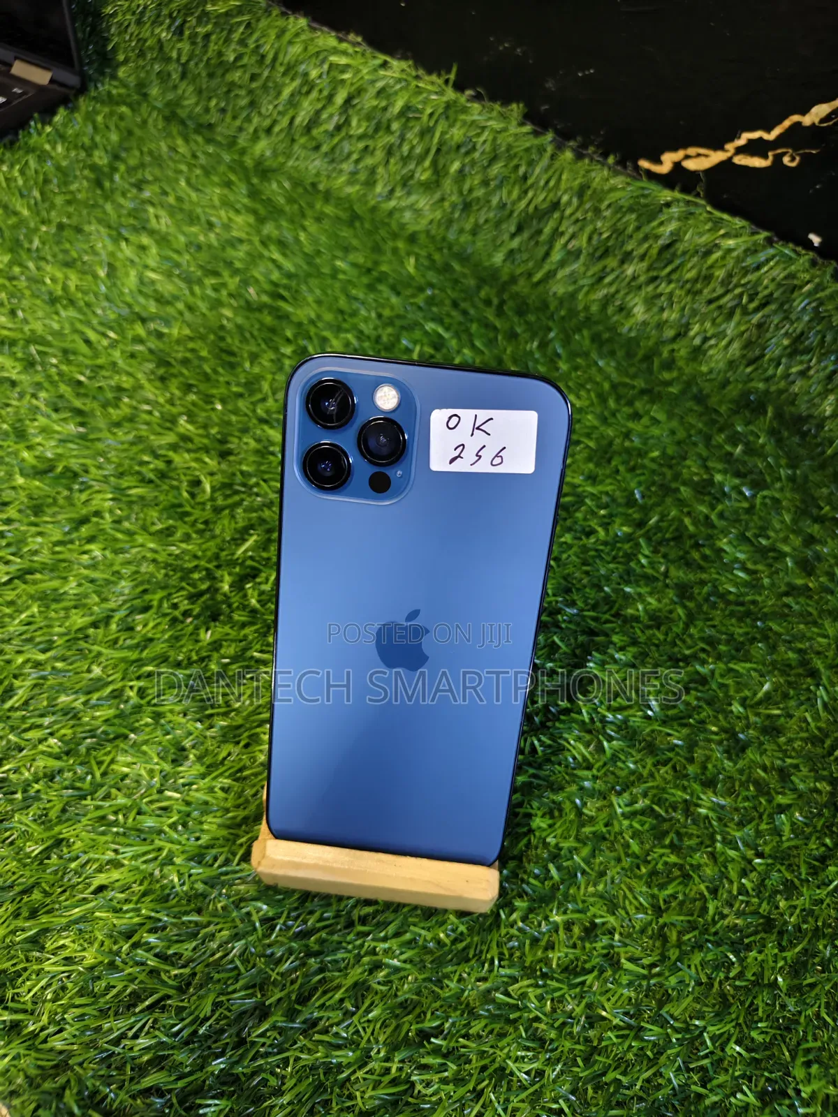 New Apple iPhone 12 Pro 256 GB Blue