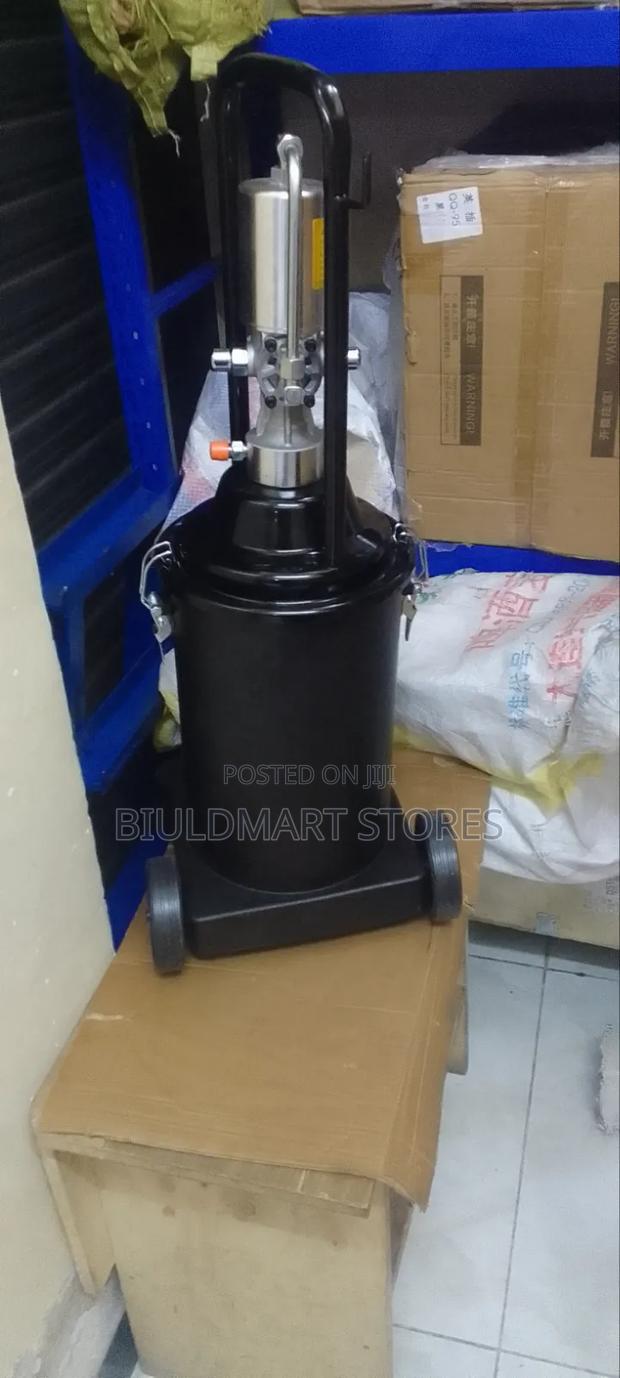 Air Operated Grease Pump - main view
