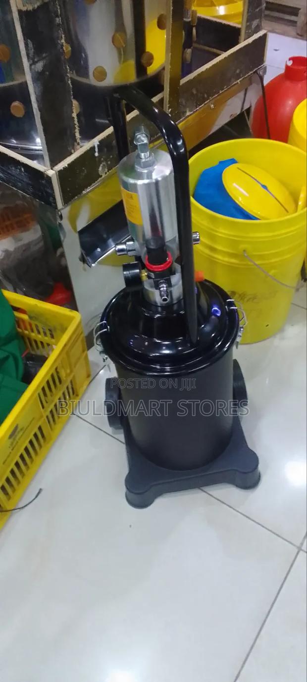 Air Operated Grease Pump - thumbnail 2