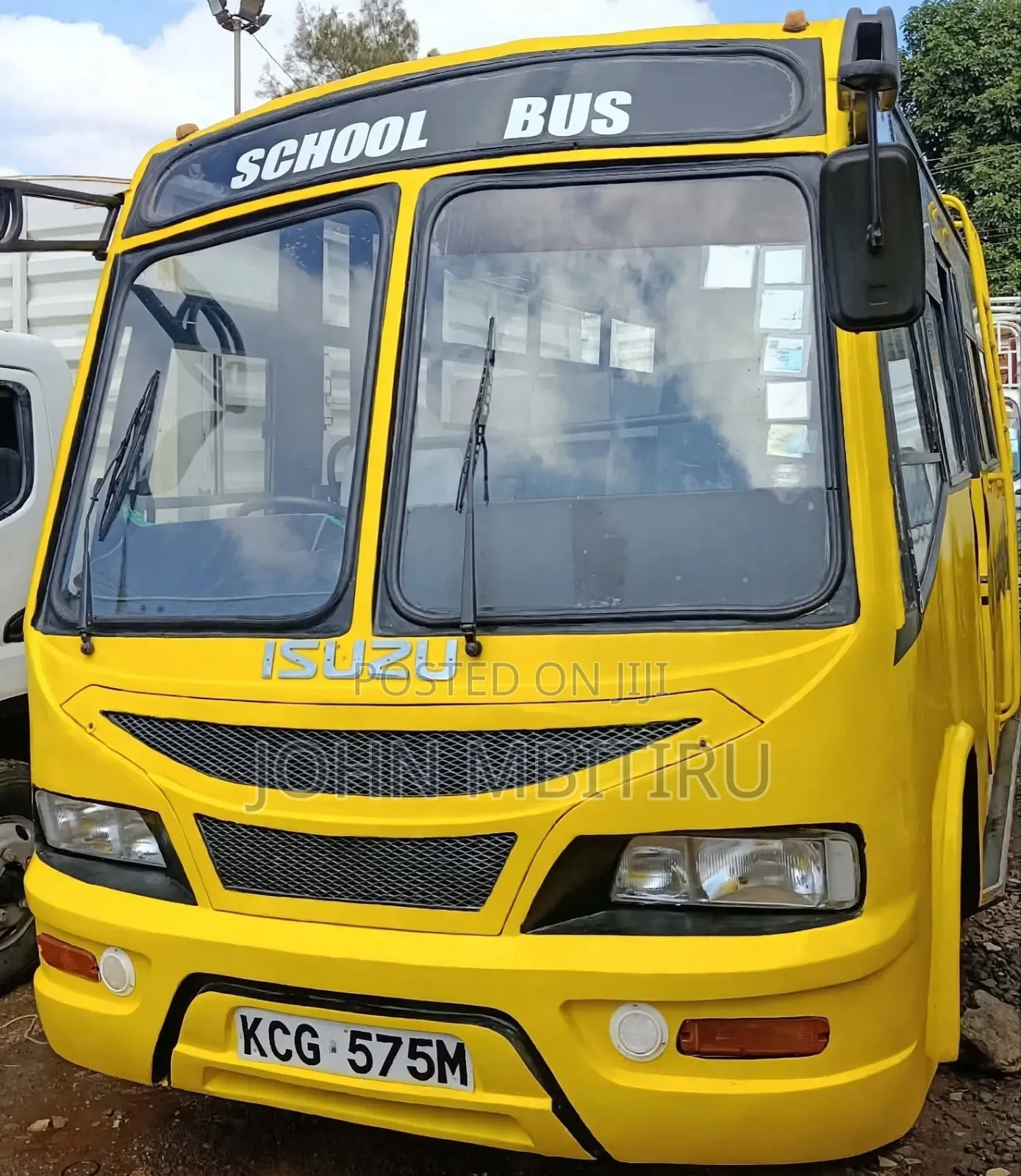 Isuzu NQR 2008 Yellow