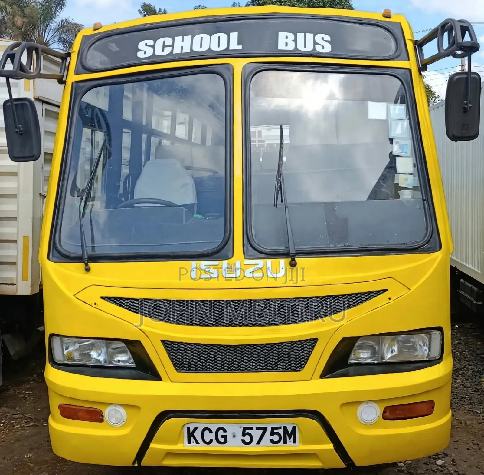 Isuzu NQR 2008 Yellow
