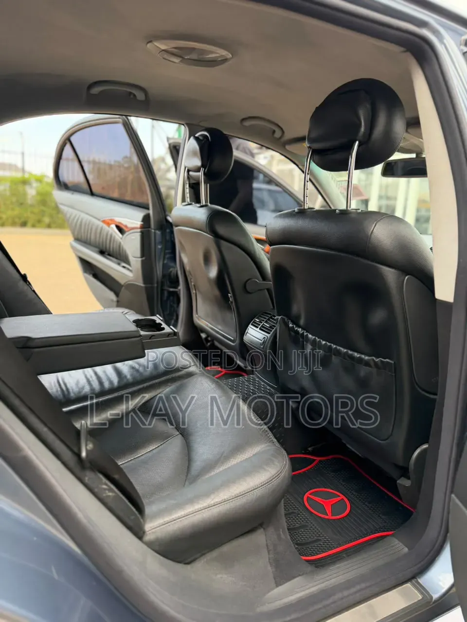 Mercedes-Benz E200 2006 Blue