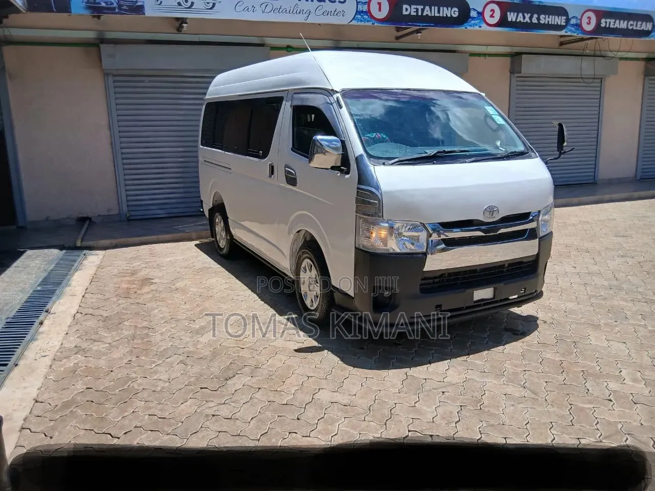 Toyota HiAce 2018 White