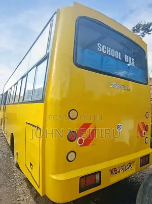 Isuzu FRR 2008 Yellow