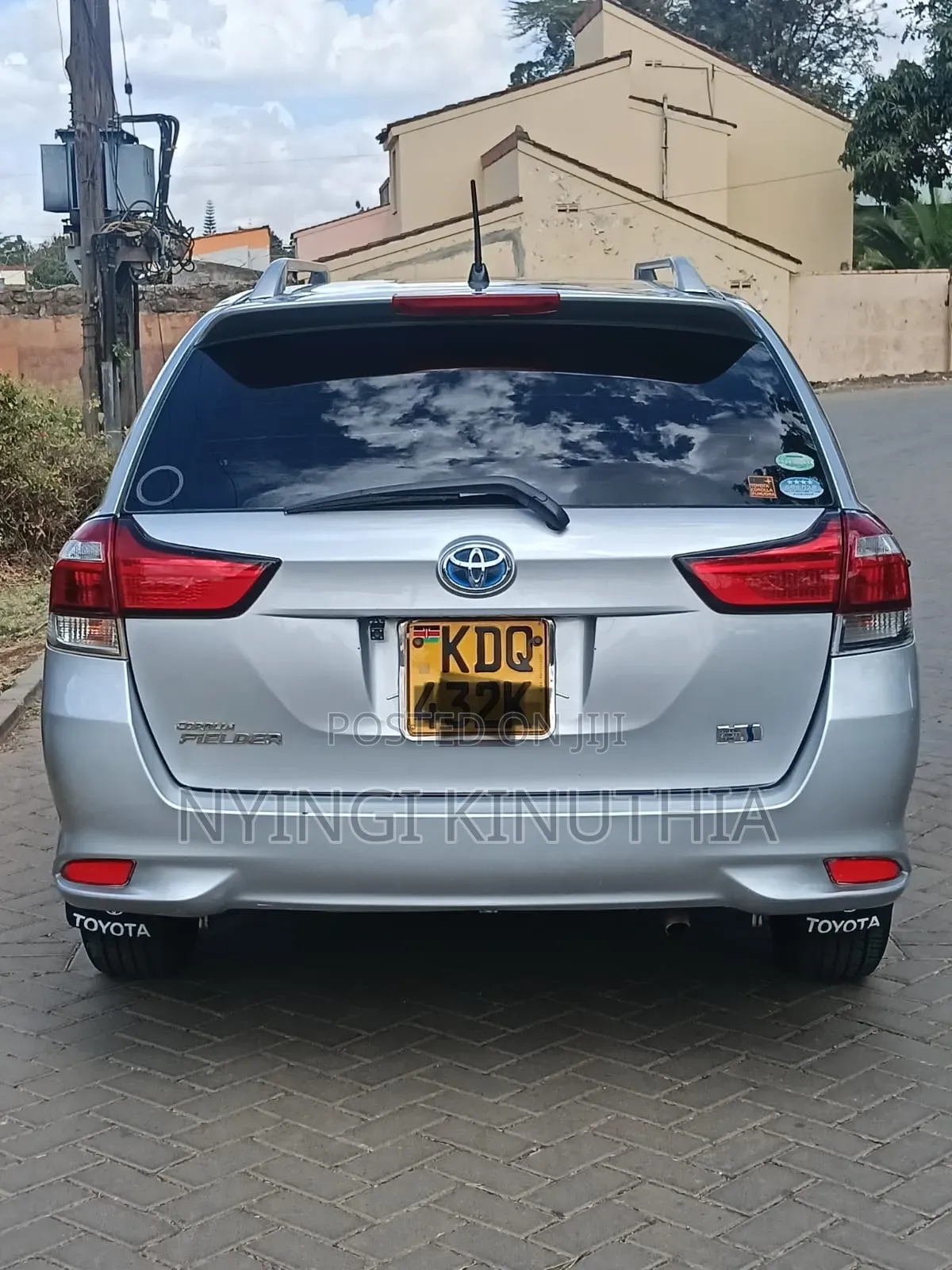 Toyota Corolla Fielder 2018 Silver