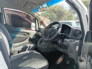 Nissan NV200 2010 White