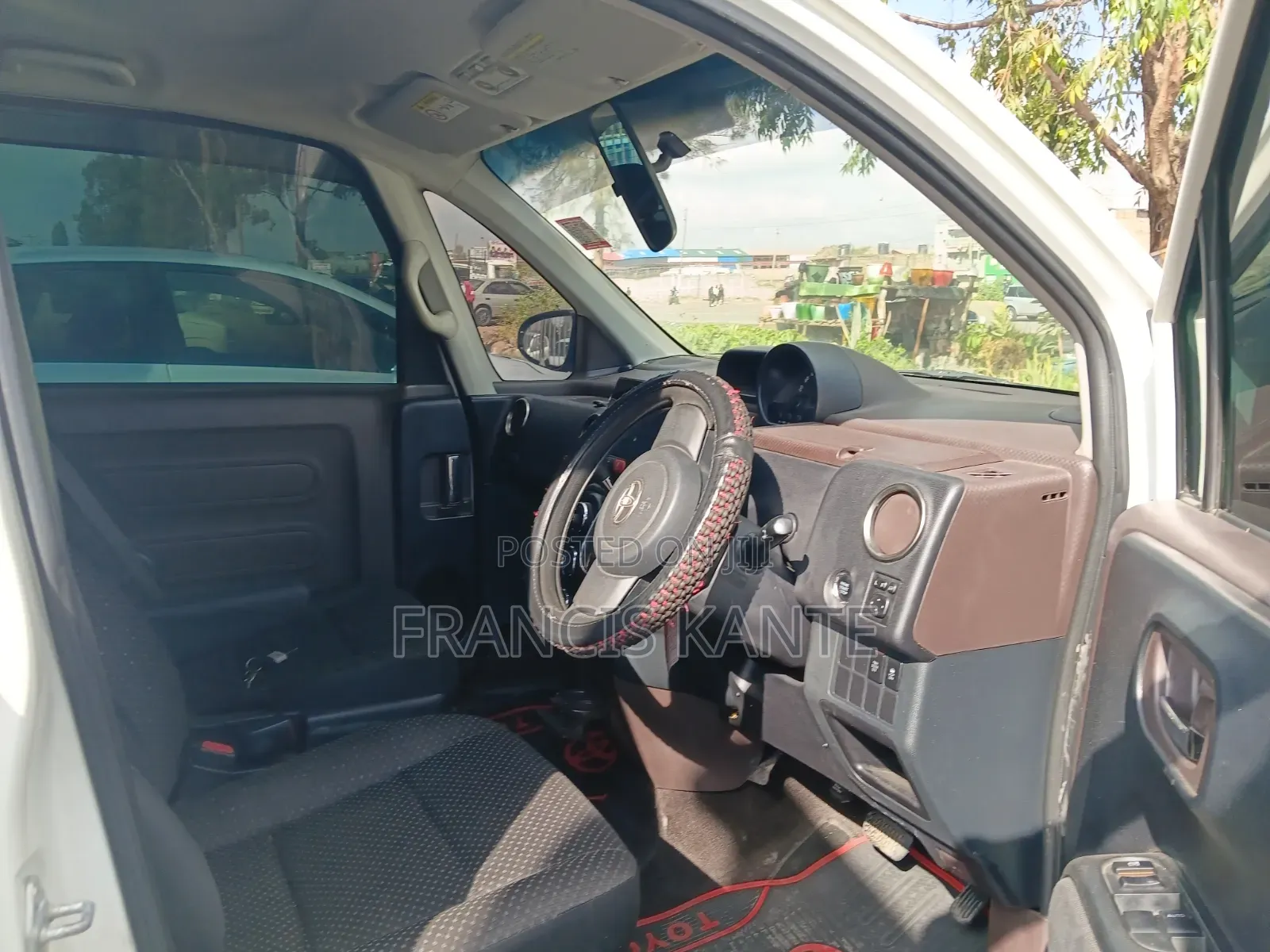 Toyota Spade 2014 White