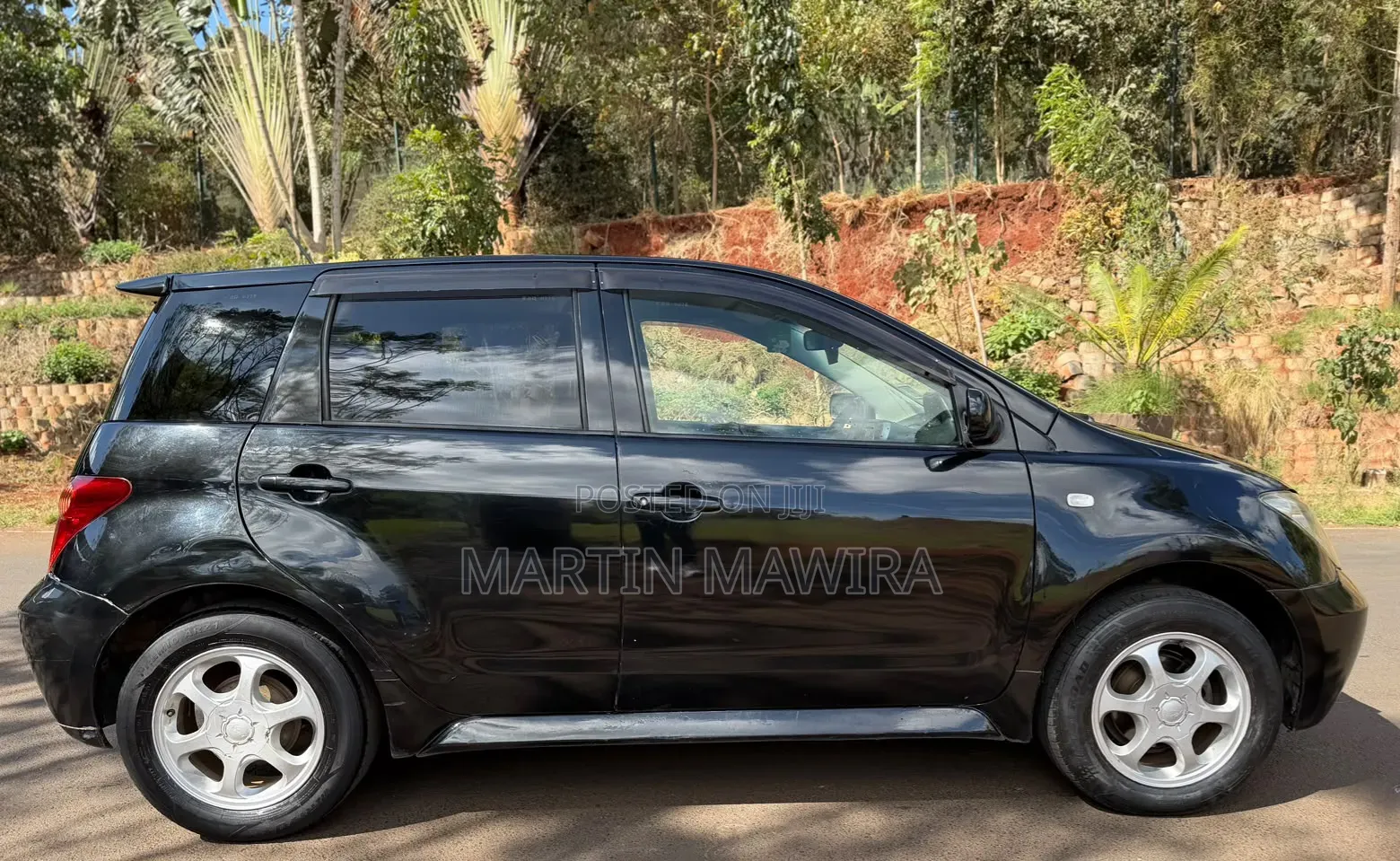 Toyota IST 2005 Black