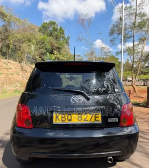 Toyota IST 2005 Black
