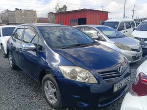 Toyota Auris 2010 Blue