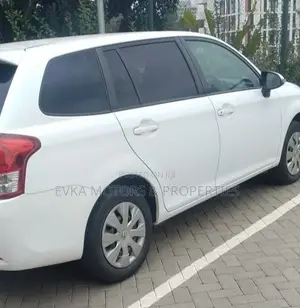 Toyota Corolla Fielder 2014 White