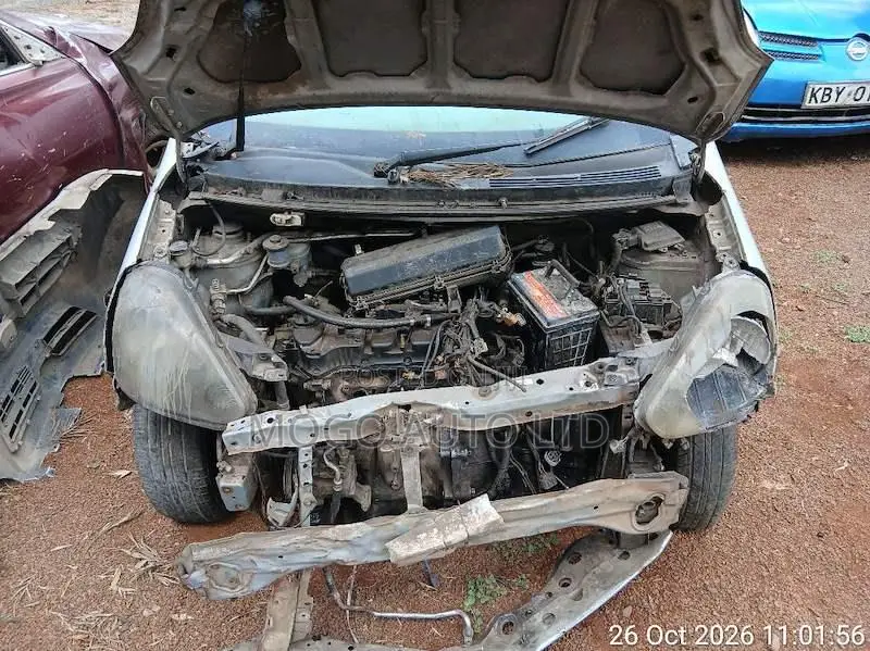 Toyota Pixis 2012 Silver