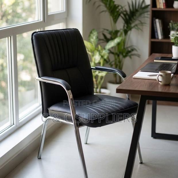 Leather Conference Chair With Armrest - thumbnail 17
