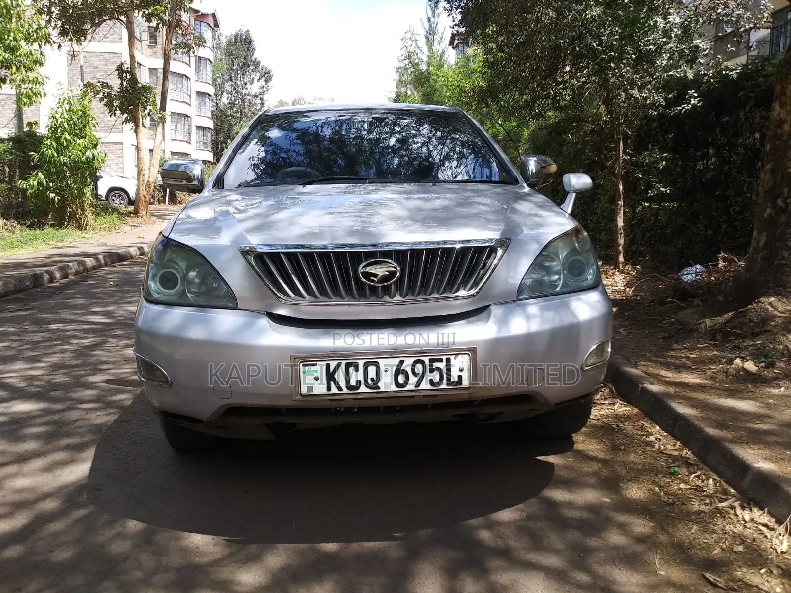 Toyota Harrier 2012 Silver