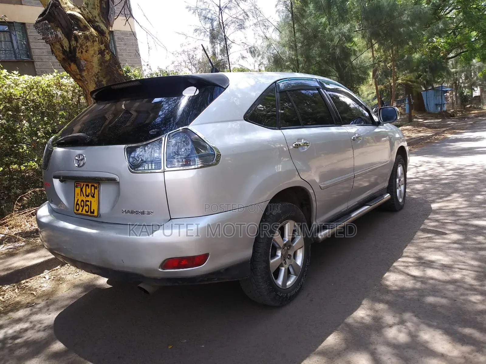 Toyota Harrier 2012 Silver