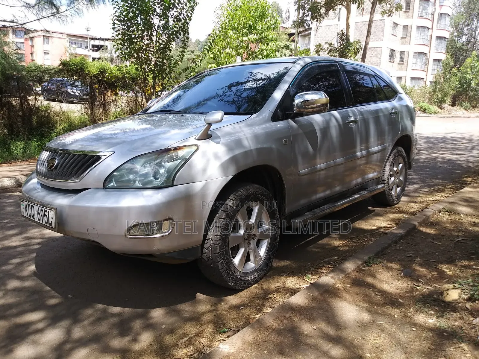 Toyota Harrier 2012 Silver
