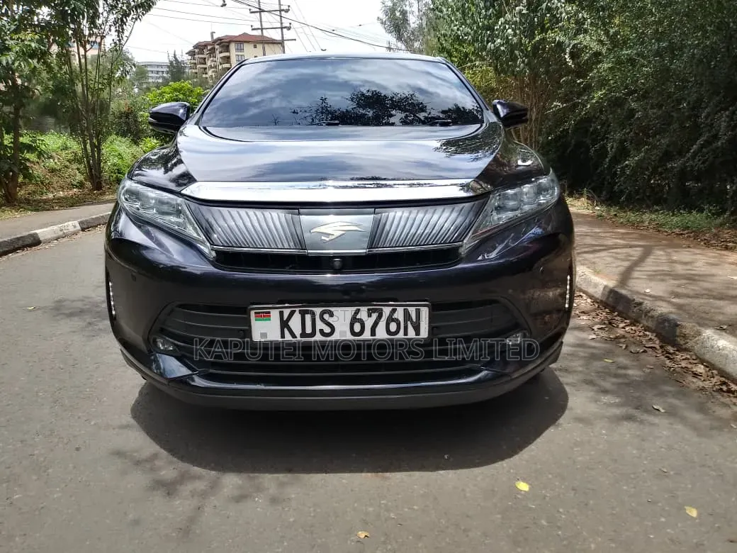 Toyota Harrier 2017 Black