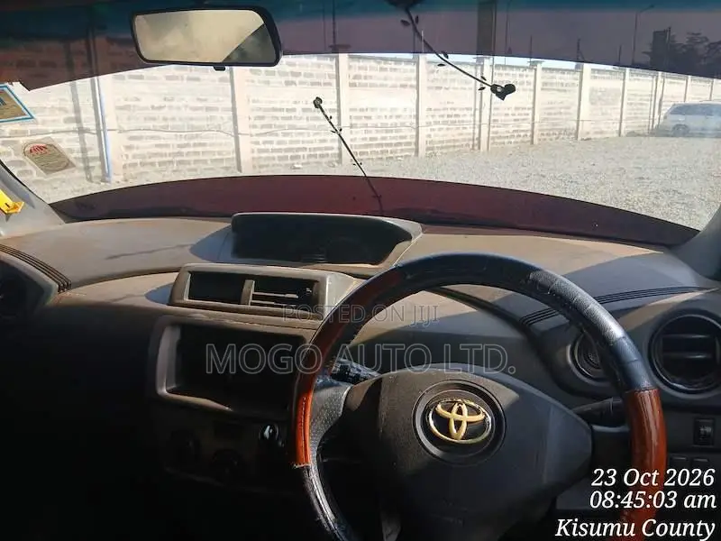 Toyota bB 2008 Black