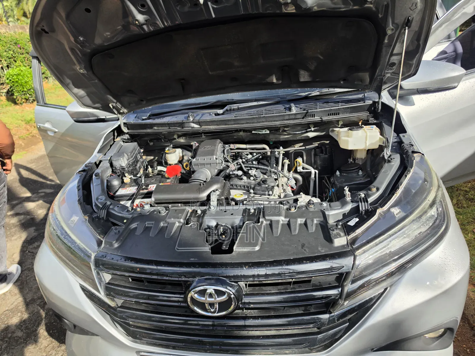 Toyota Rush 1.5 RWD 2021 Silver