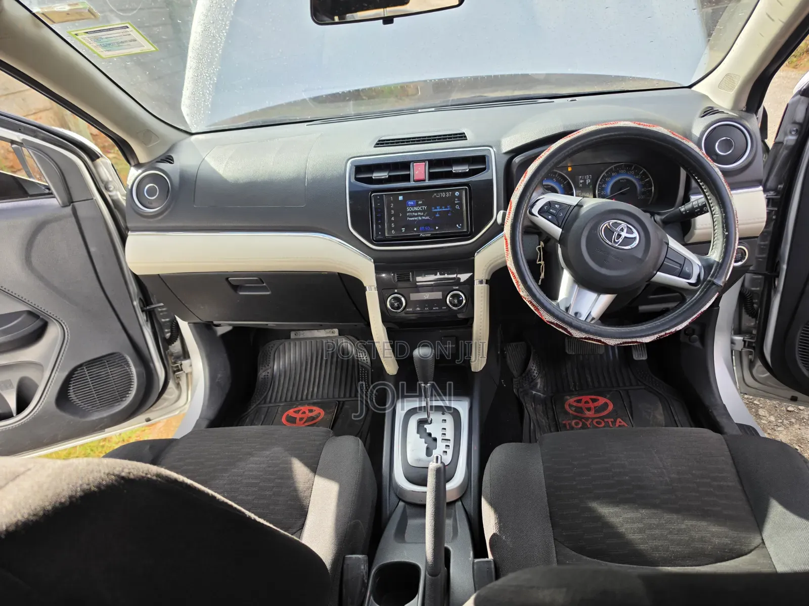 Toyota Rush 1.5 RWD 2021 Silver