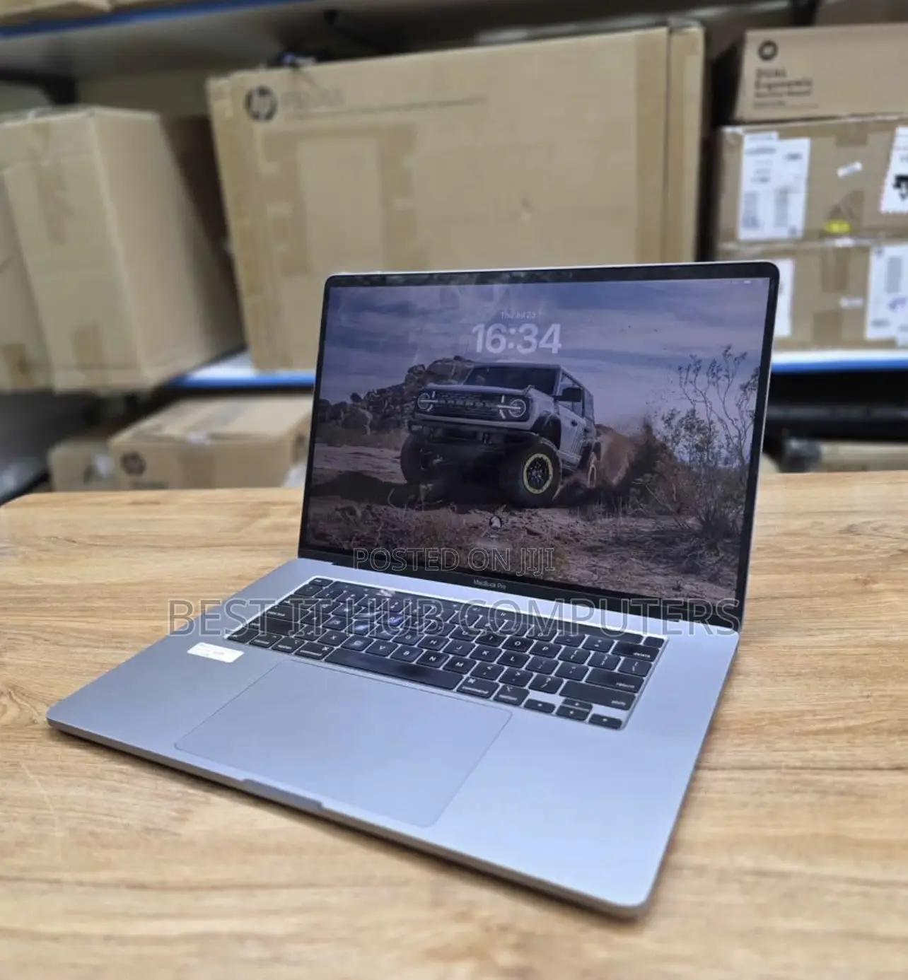Laptop Apple MacBook Pro 2019 32GB Intel Core i9 SSD 512GB