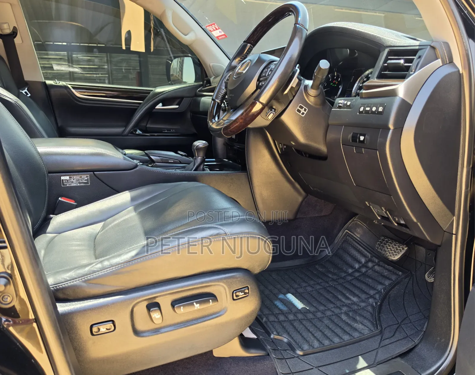 Lexus LX 570 AWD 2016 Black