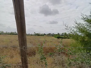 Mavoko Land One Acre 50 by 100 With Title in Muthwani