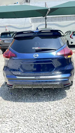 Nissan Kicks S 2019 Blue