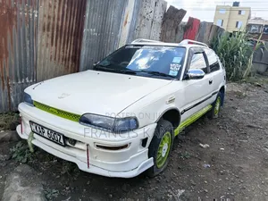 Toyota Starlet 1999 White