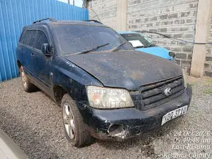 Toyota Kluger 2004 Black