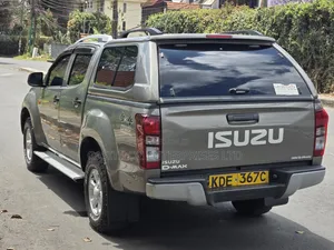 Isuzu D-MAX 2022 Gray