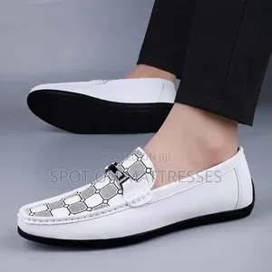 Elegant Fashion Loafers for Men. White & Black. Countrywide Delivery!
