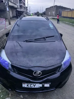 Toyota Vitz 2013 Black