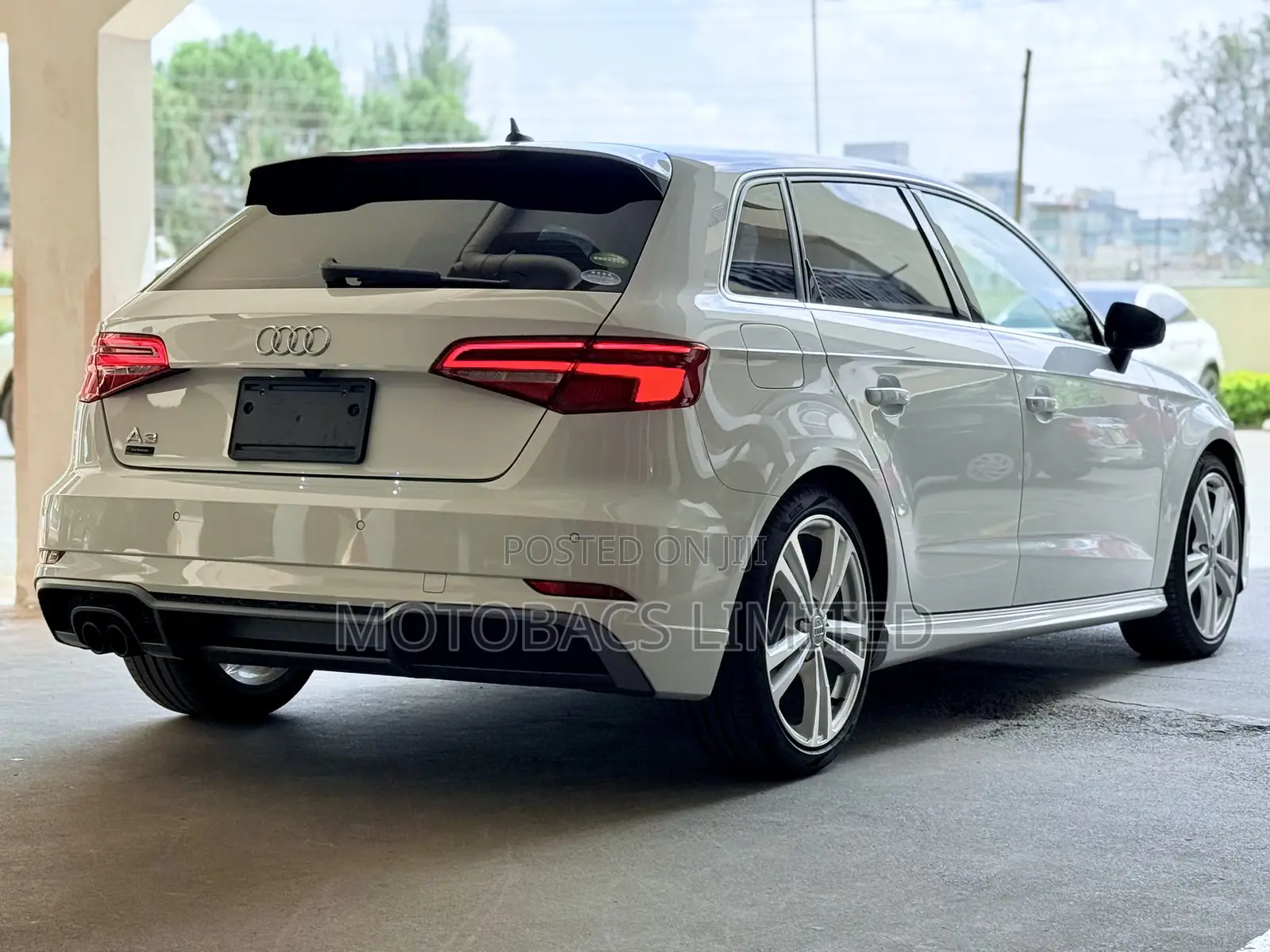 Audi A3 2019 Pearl
