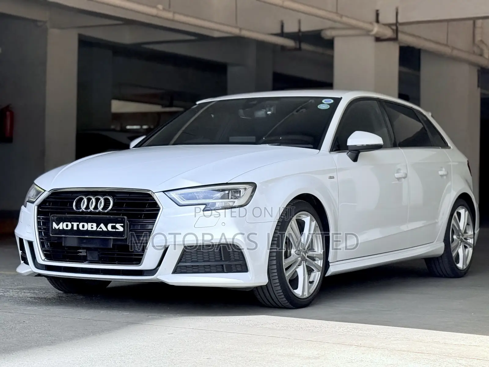 Audi A3 2019 Pearl