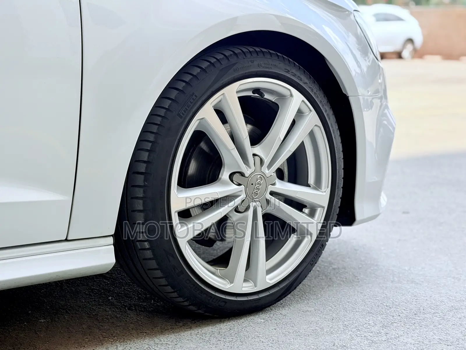 Audi A3 2019 Pearl