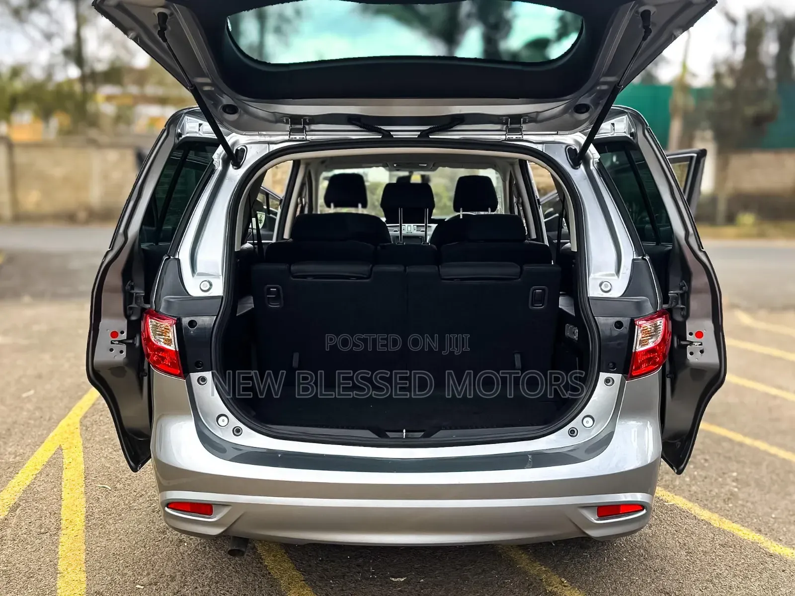 Nissan Lafesta 2018 Silver
