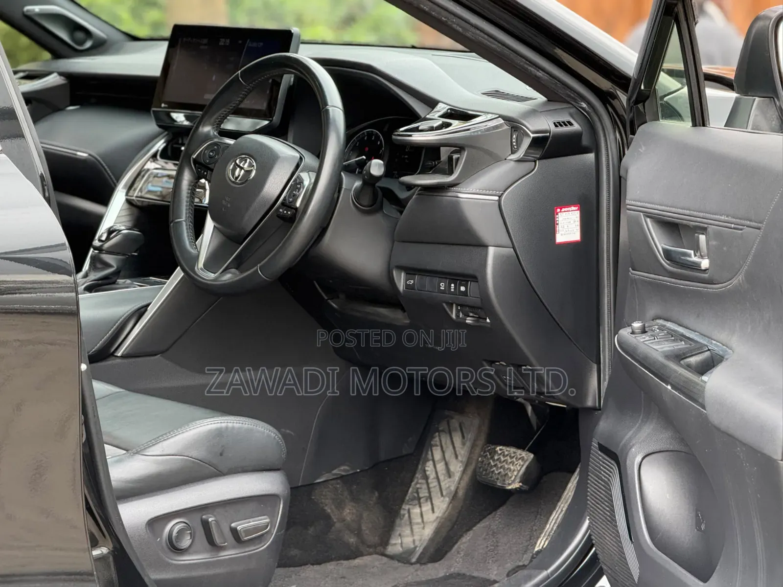 Toyota Harrier 2.0 2020 Black