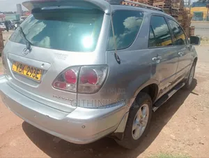 Toyota Harrier 2002 Black