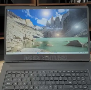 Laptop Dell Precision 7750 16GB Intel Core i9 SSD 512GB
