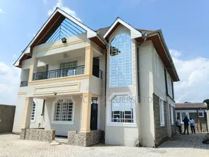 5bdrm Maisonette in Barnabas for sale