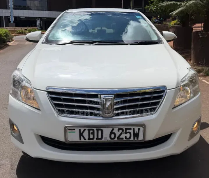 Toyota Premio 2014 White
