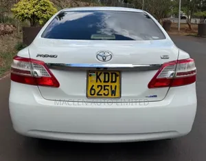 Toyota Premio 2014 White