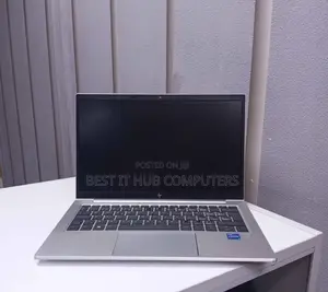 Laptop HP EliteBook 830 G8 16GB Intel Core i7 SSD 512GB