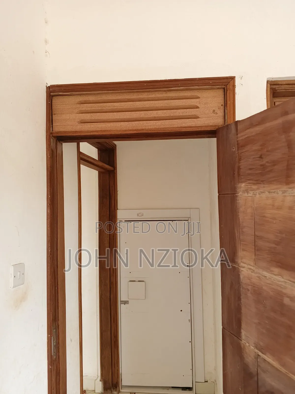 Mahogany Louvers Doors
