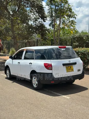 Nissan Advan 2007 White