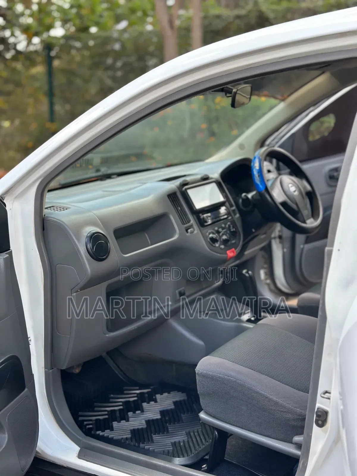Nissan Advan 2007 White