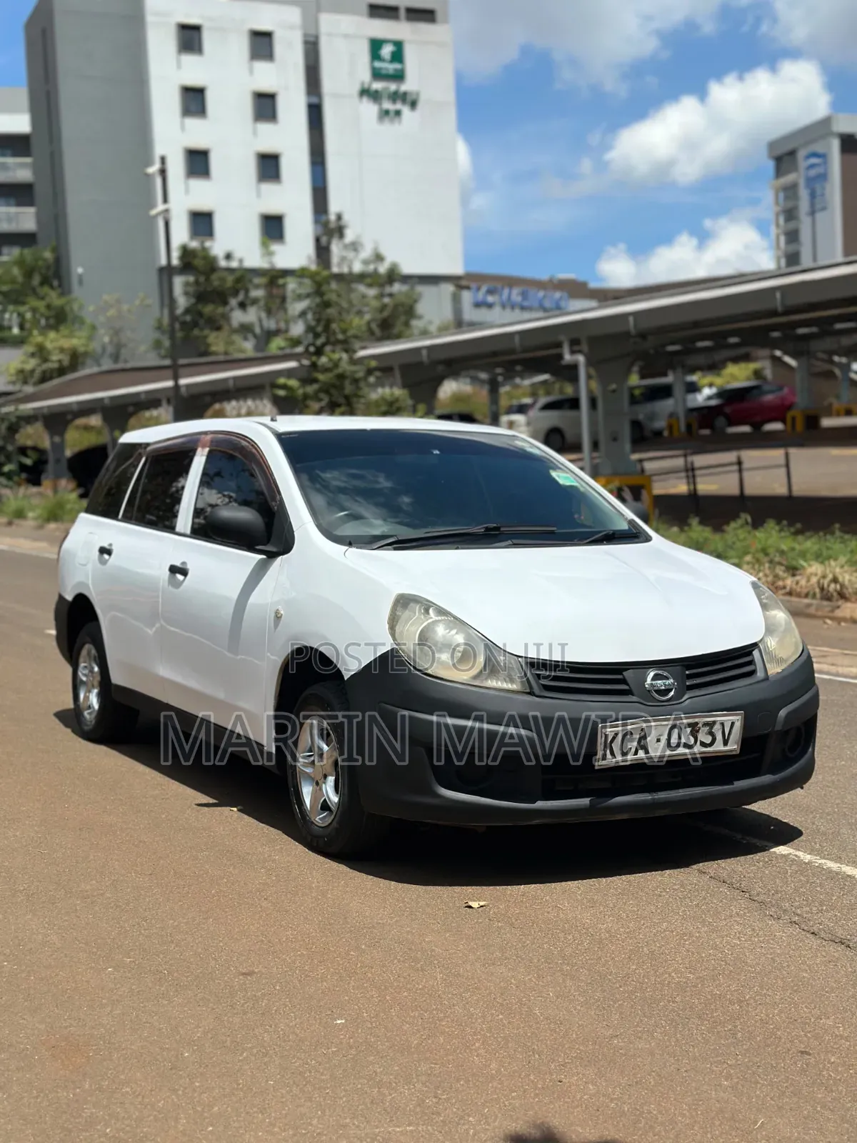 Nissan Advan 2007 White