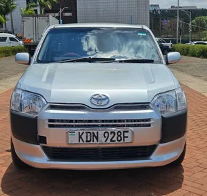 Toyota Succeed 2017 Silver