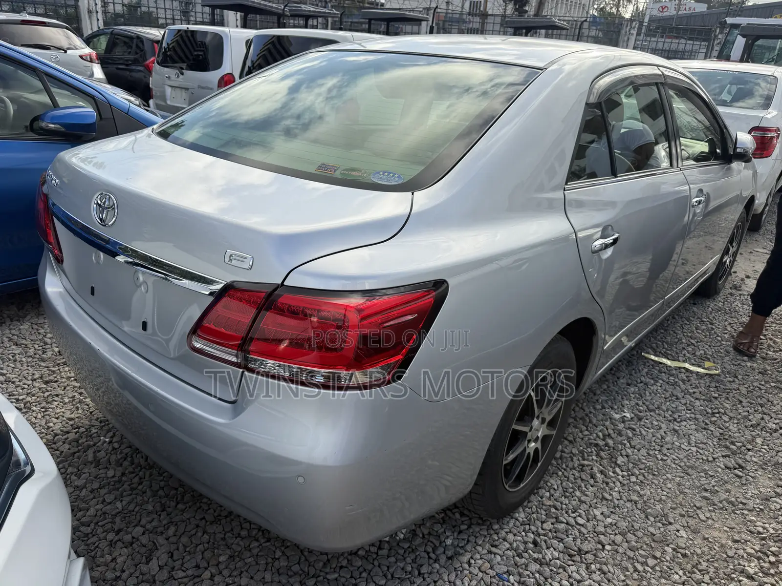 Toyota Premio 2019 Silver